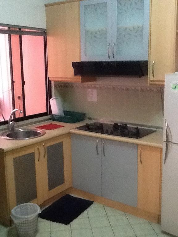 Apartamento Hp Vacation Marina Court Kota Kinabalu Habitación foto